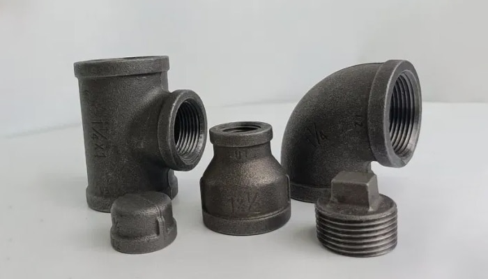 black pipe fitting vs cast iron pipe fitting